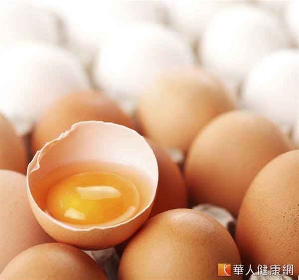 雞蛋幾乎含有人體所需要的全部營養物質，故被稱為「理想的營養庫」。.jpg.jpg